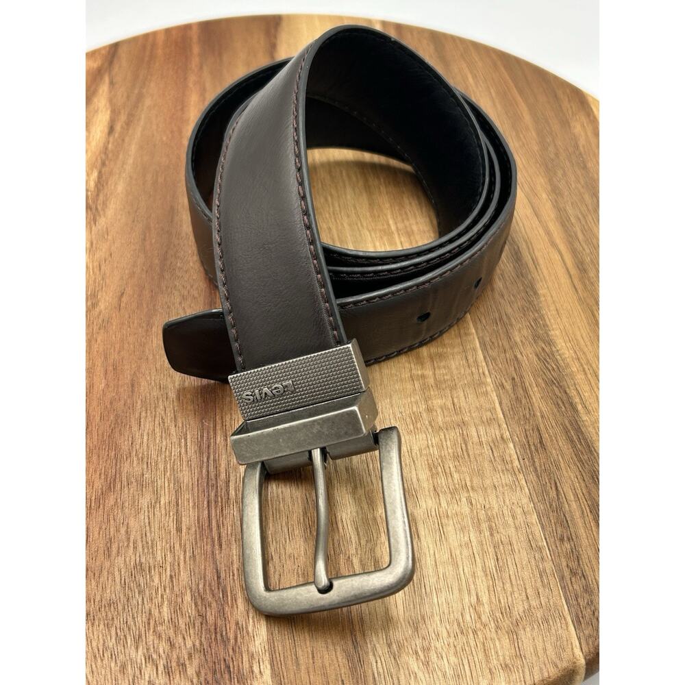 Levi’s Belt Men’s Size 36/90 Brown Bonded Leather Gunmetal Buckle Casual Classic - Picture 1 of 4